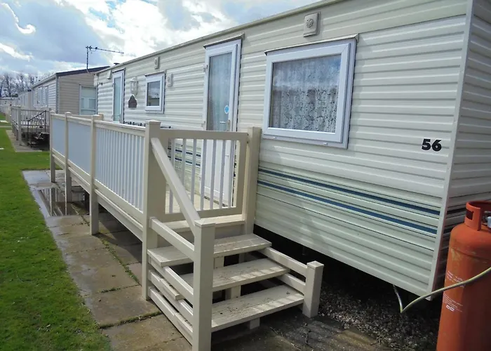 Seaways : The Westmorland Sw:- 6 Berth, Enclosed Veranda